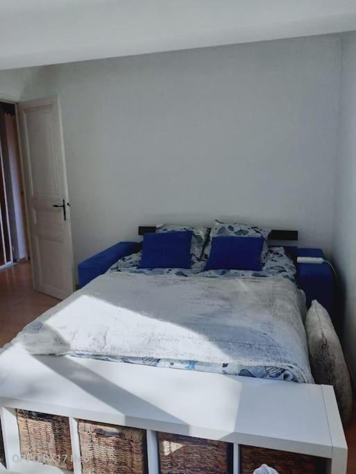 Appartement Au Coeur Du Village De Callian ภายนอก รูปภาพ